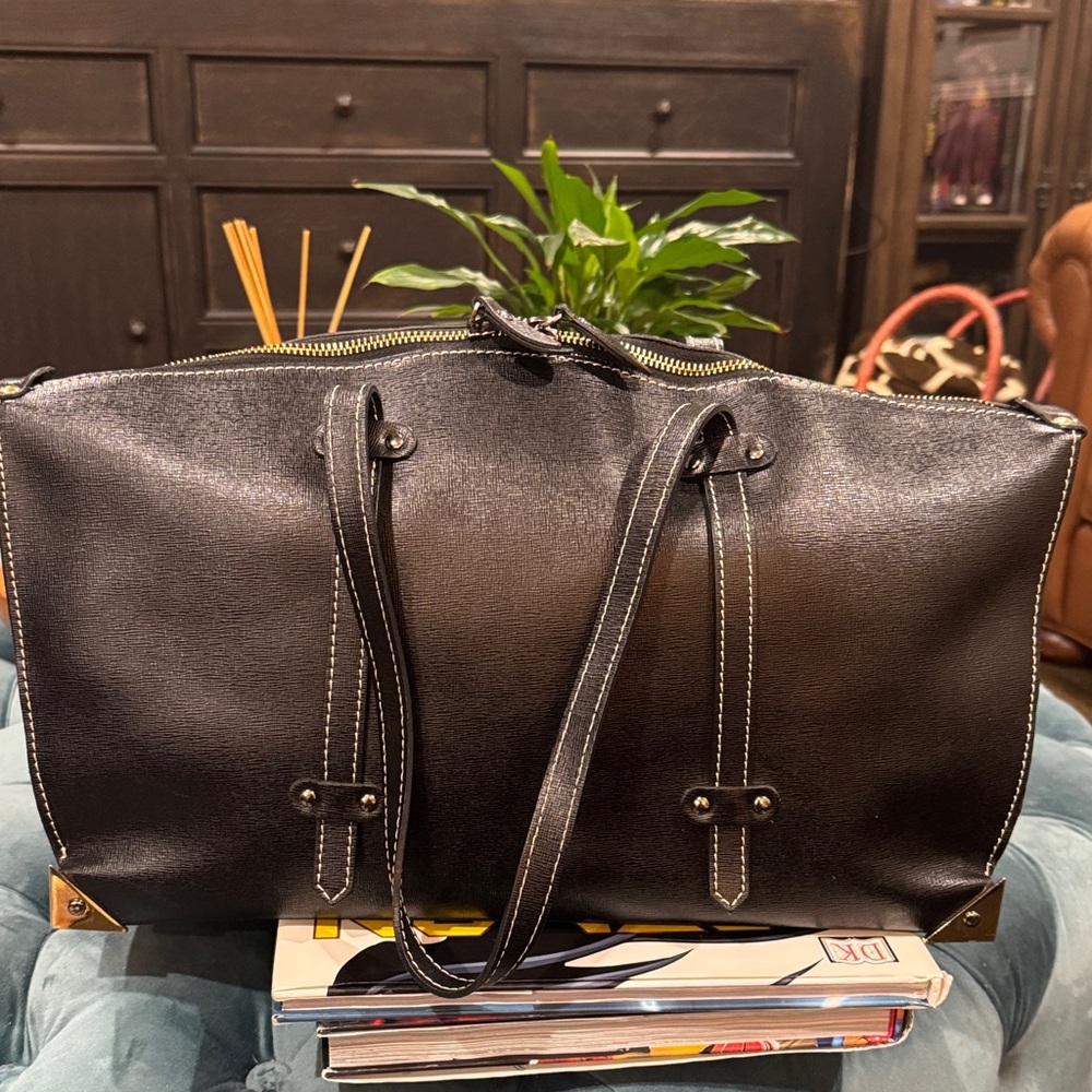 Alberta Di Canio Elegant Black Leather Tote Bag